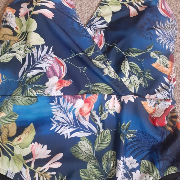 GRACE KARIN 1 PC SWIMSUIT FLORAL TROPICAL PLUNGE SLIMMING-WOMENS PLUS SIZE 2XL - Picture 3 of 4